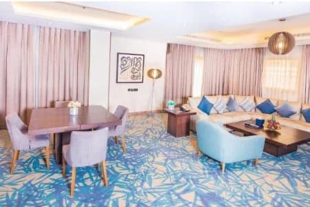 Meeting room at Mena Plaza Hotel Albarsha At The Mall in Dubai with blue patterned carpet