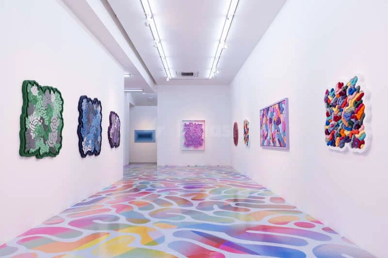 Luxury Mayfair Gallery — photo 1