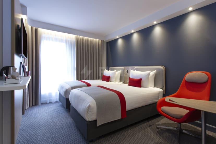 Holiday Inn London-Royal Docks Docklands Hotel — photo 4