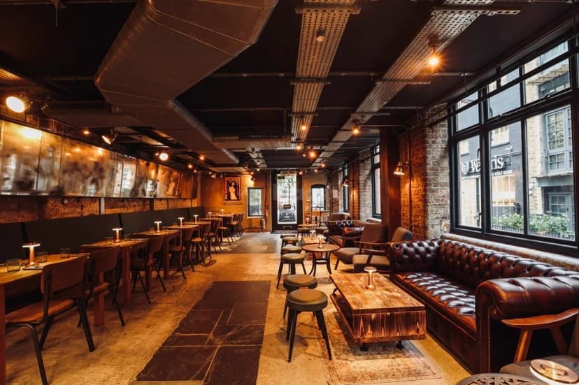 Odyssey Bar & Lounge — photo 4
