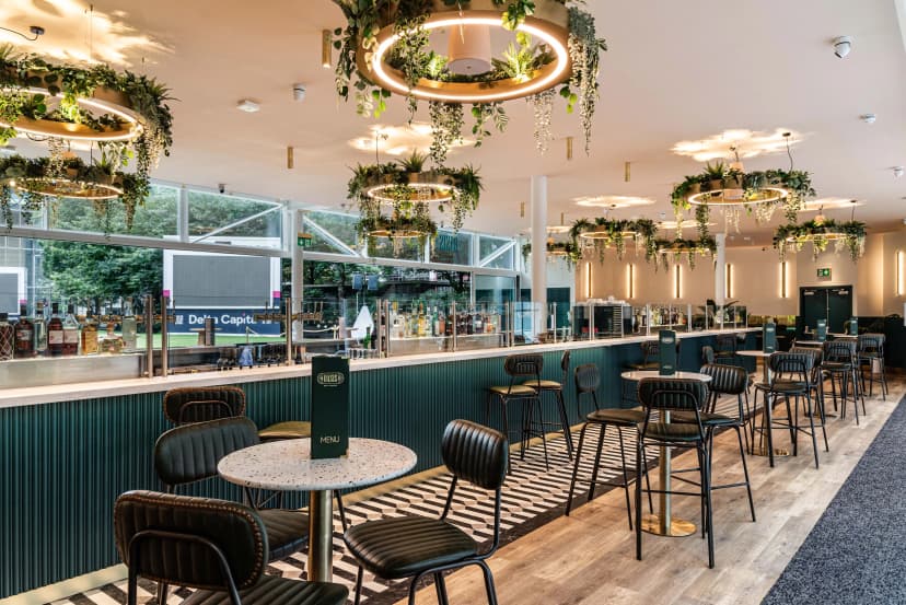 Oasis Bar & Terrace — photo 1