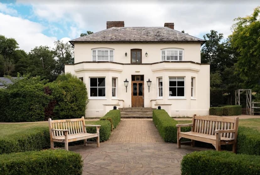 Tewinbury Farm Hotel — photo 1