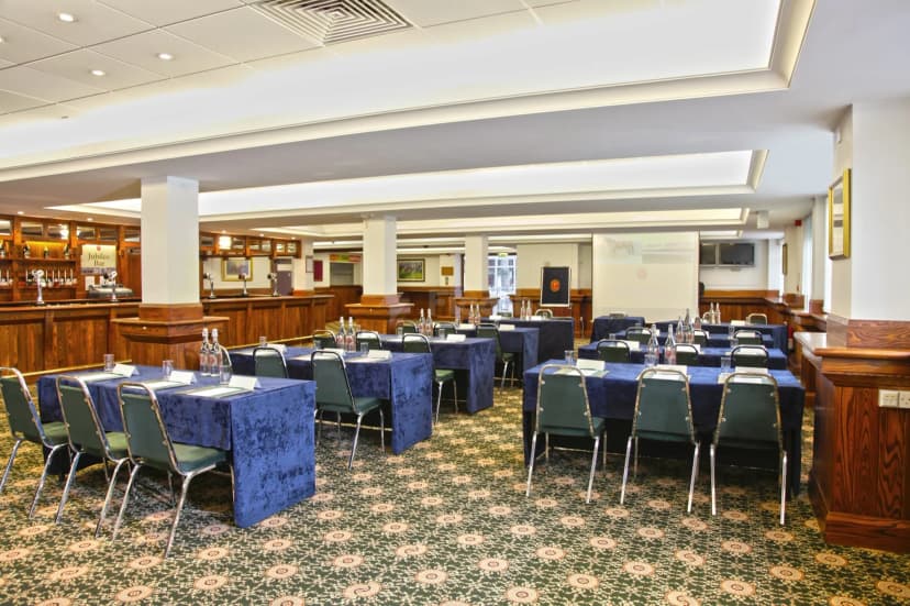 Haydock Park Racecourse — photo 2