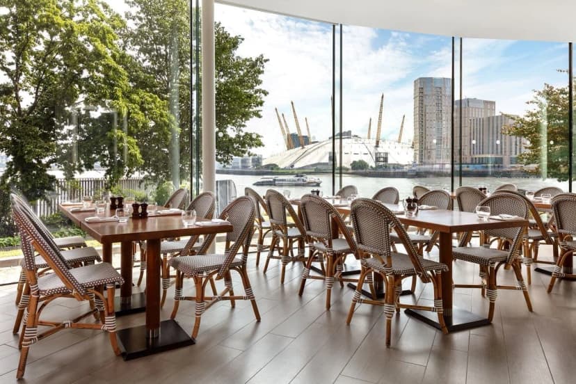 Scoff & Banter Canary Wharf — photo 1