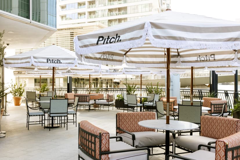 Pitch Canary Wharf — photo 5