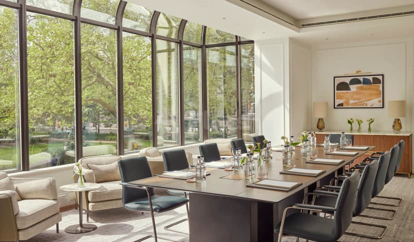 Jumeirah Carlton Tower — photo 3