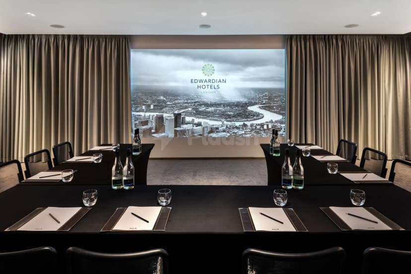 Radisson Blu Hotel, London Mercer Street — photo 1