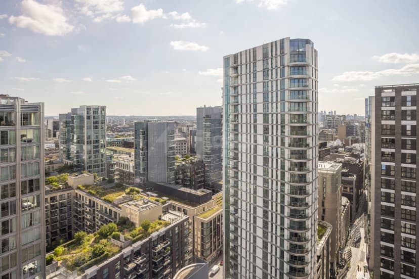 The Gate London City — photo 1