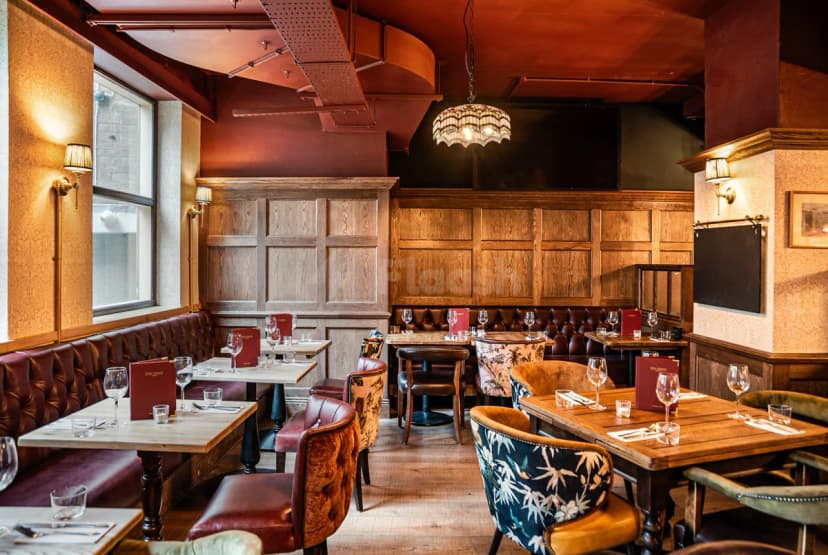 The Wren Tavern — photo 4