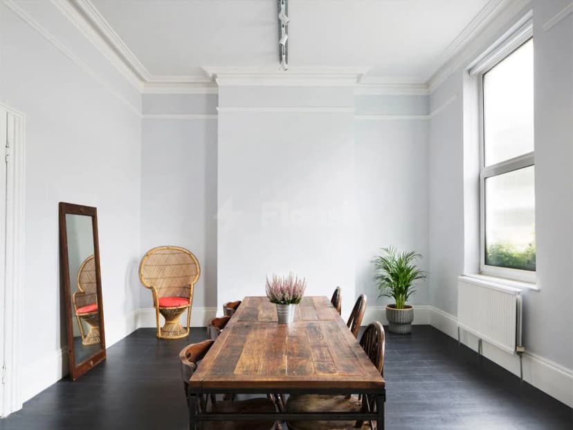 Landor Space — photo 4