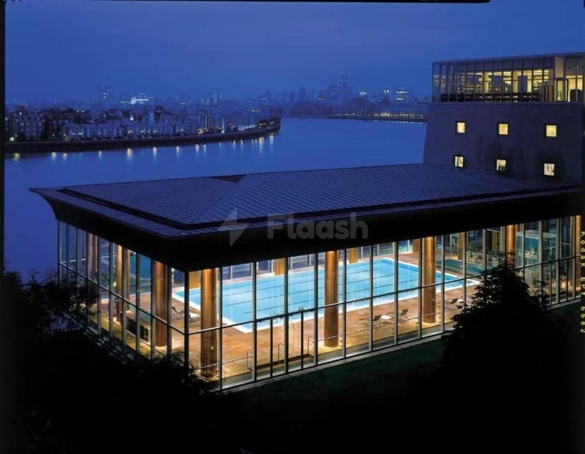 Canary Riverside Plaza Hotel — photo 4