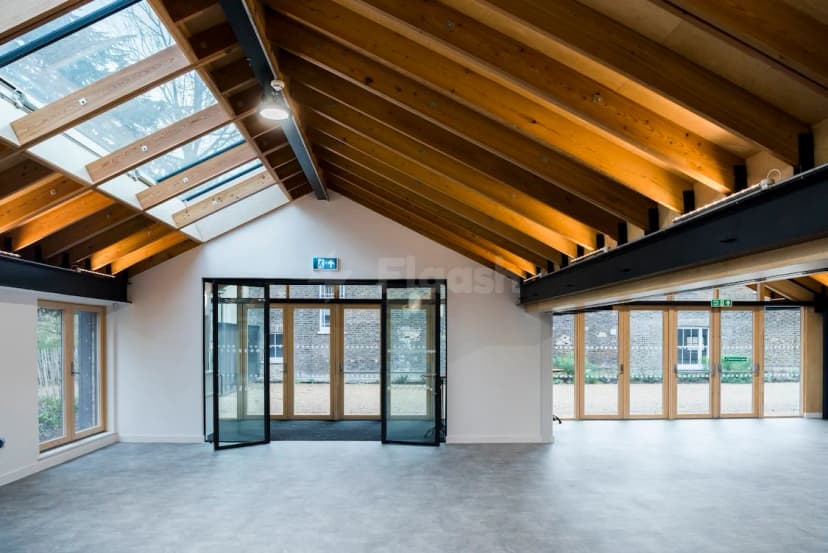 The Glass House - Springfield Park — photo 4
