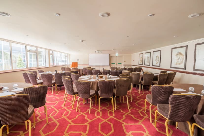 Radisson Blu Edwardian Heathrow — photo 3