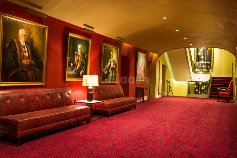 Salters’ Hall — photo 1