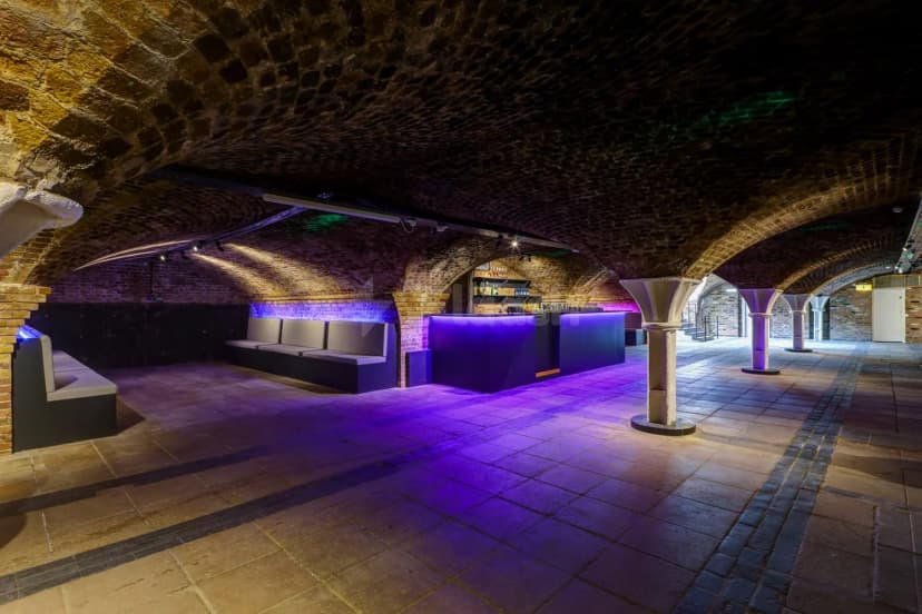 Dockside Vaults — photo 4