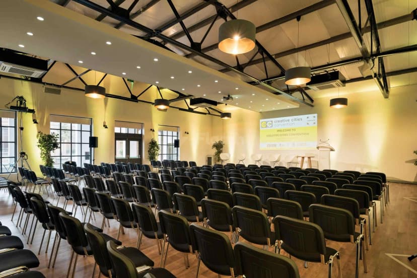 B5 Central Conferences & Events — photo 1