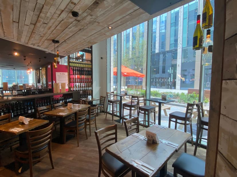 Veeno Italian Wine Bar Leeds — photo 3