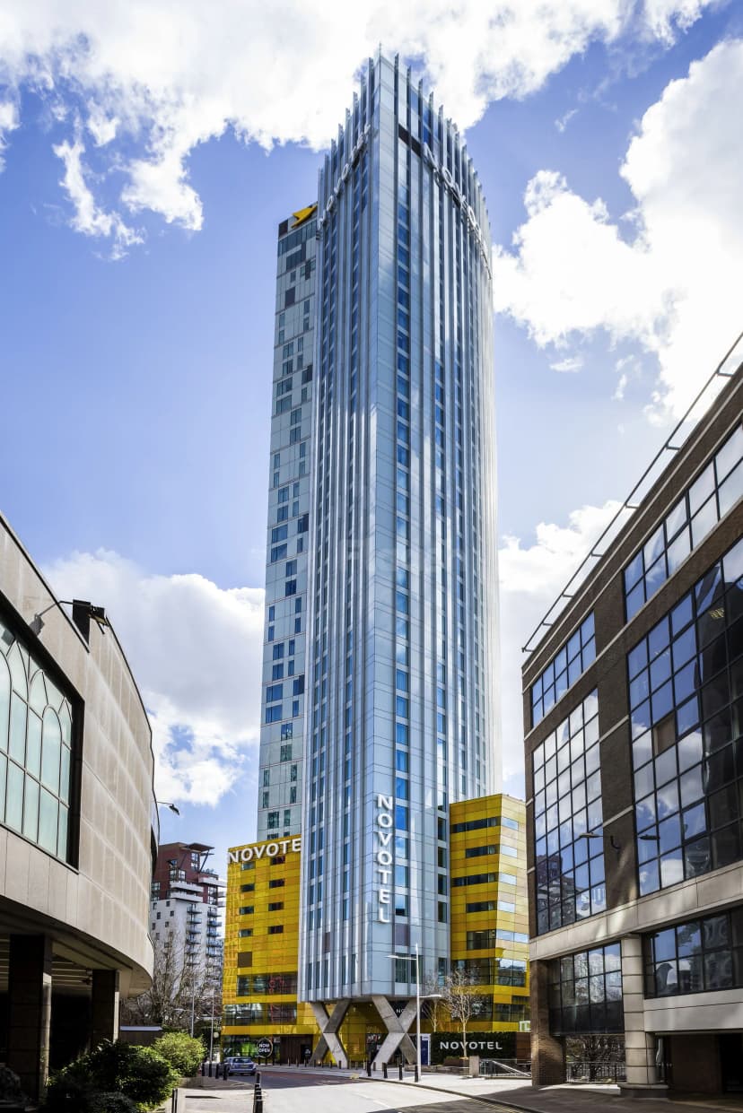Novotel London Canary Wharf — photo 1