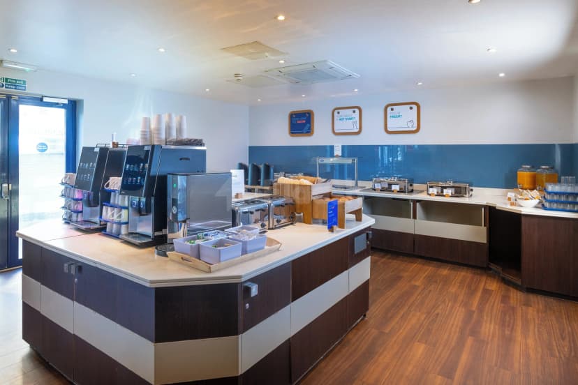 Holiday Inn Express London - Wandsworth — photo 5
