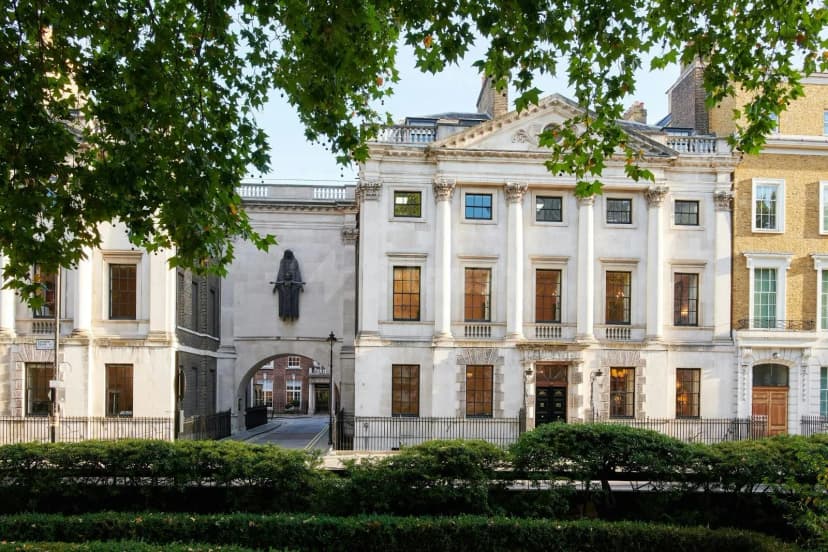 No.11 Cavendish Square — photo 1