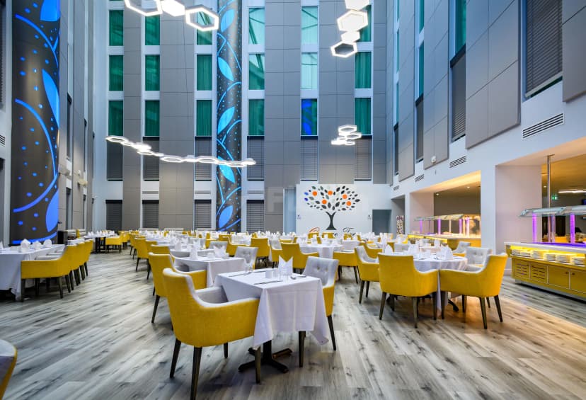 Atrium Hotel Heathrow — photo 1