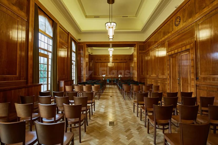 Hackney Town Hall — photo 3