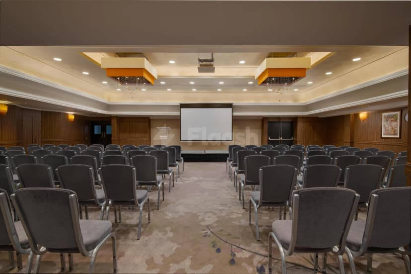Hilton London Kensington — photo 3