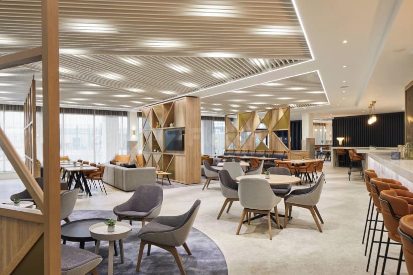 Courtyard by Marriott London City Airport — photo 5