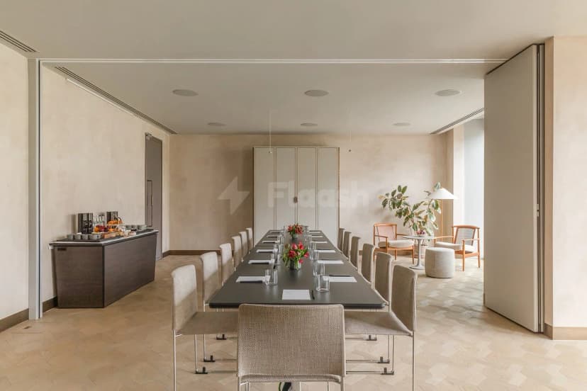 The Stratford at Manhattan Loft Gardens — photo 3