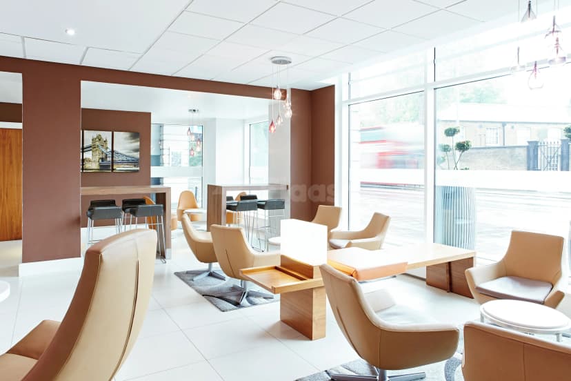 Novotel London Waterloo — photo 1