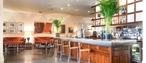 Racquet Club Hotel & Ziba Restaurant — photo 1