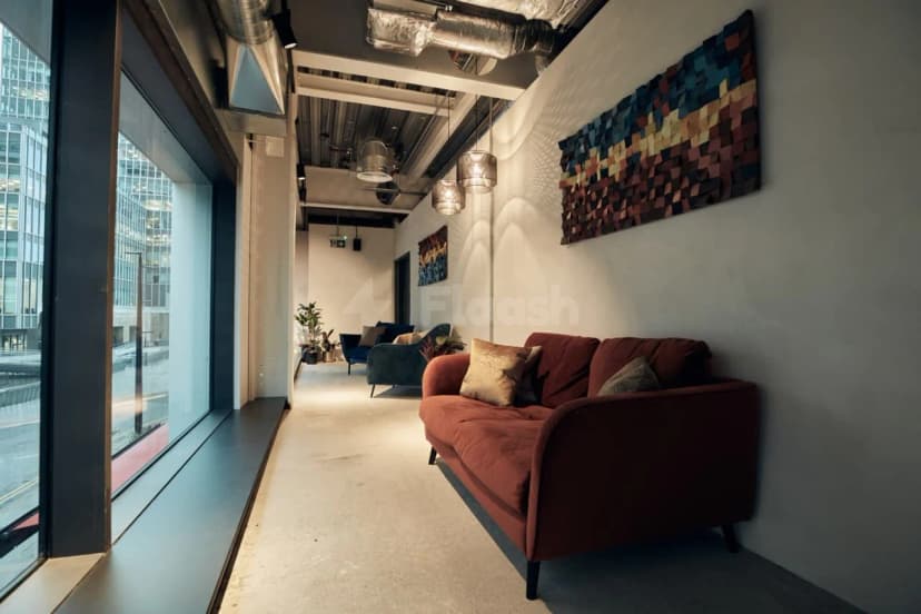 Qube — photo 2