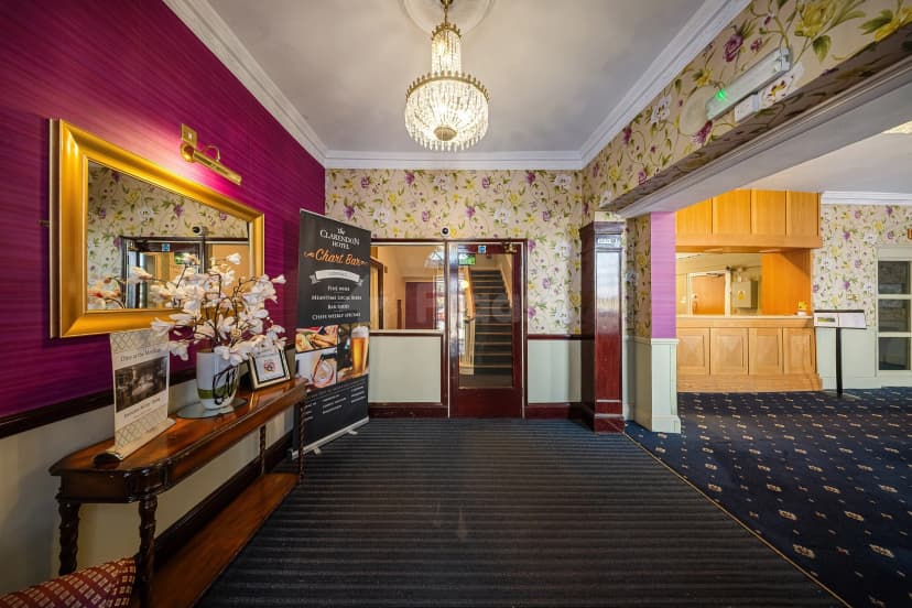 The Clarendon - Blackheath — photo 1