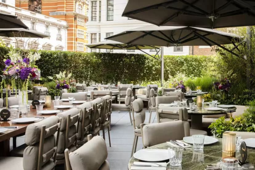 Nusr-Et Steakhouse London — photo 1