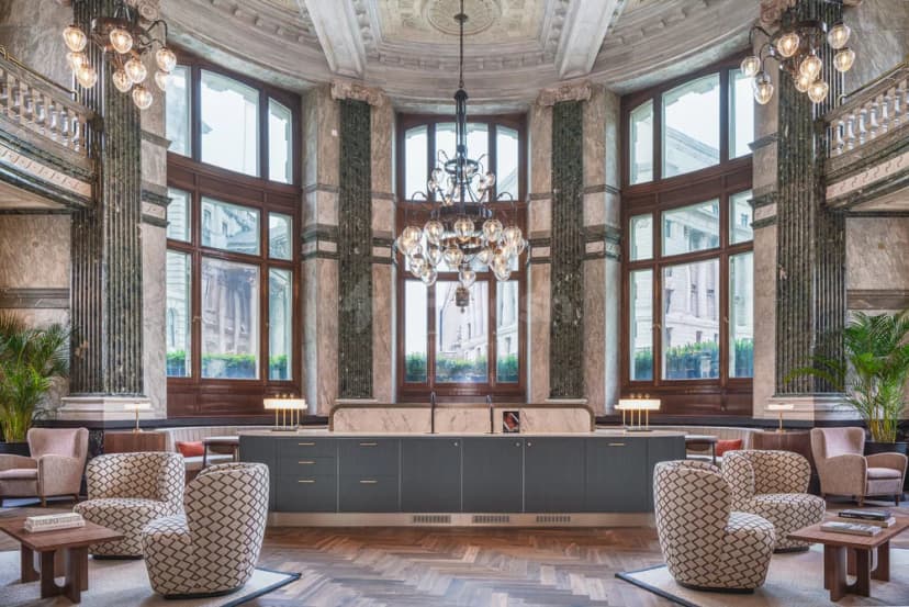 1 Cornhill — photo 2
