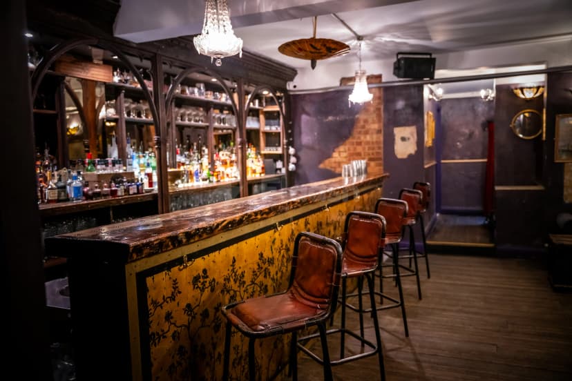 The Lucky Pig Cocktail Bar — photo 3