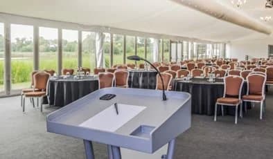 De Vere Cotswold Water Park — photo 3
