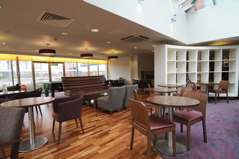 Park Inn by Radisson Birmingham Walsall M6 J9 — photo 5