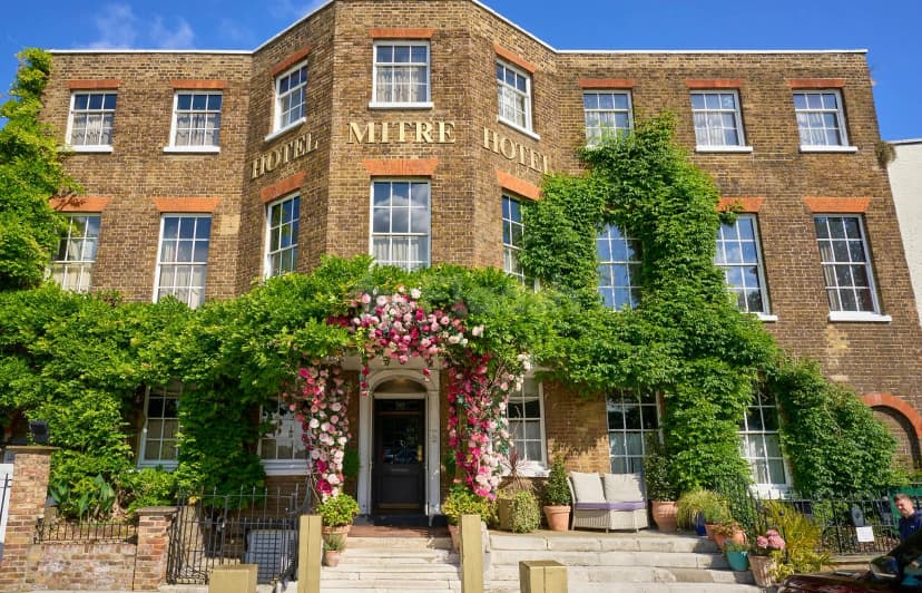 The Mitre — photo 1