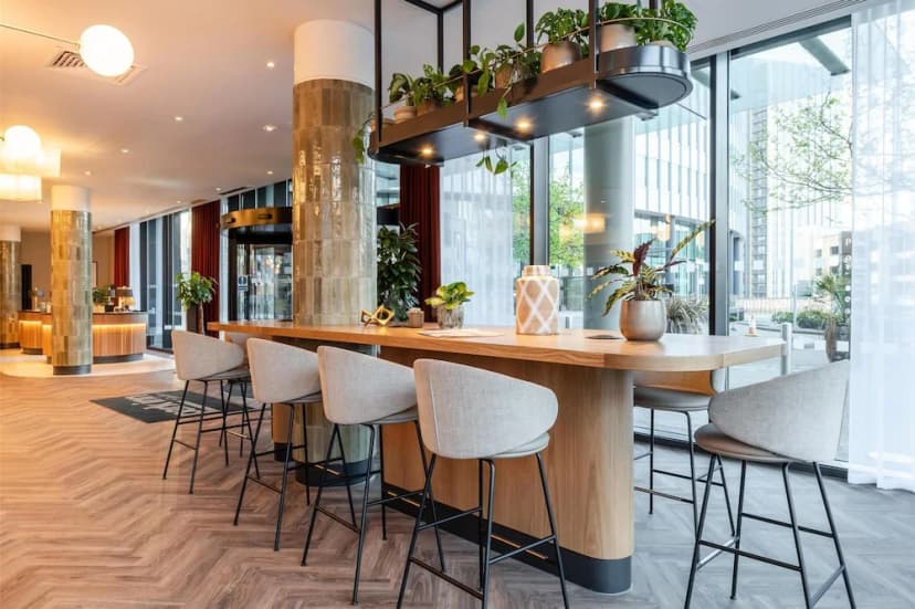 Radisson Hotel Manchester City Centre, A Verified Net Zero Hotel — photo 2