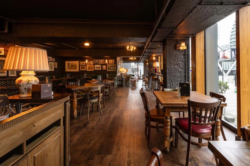 Old Street Tavern — photo 2