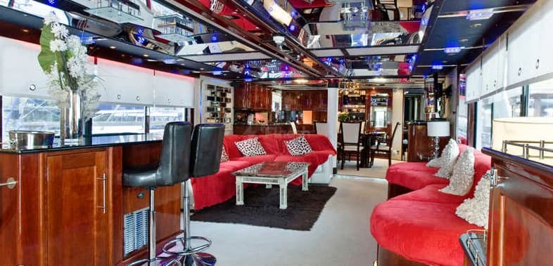 Absolute Pleasure Yacht — photo 3
