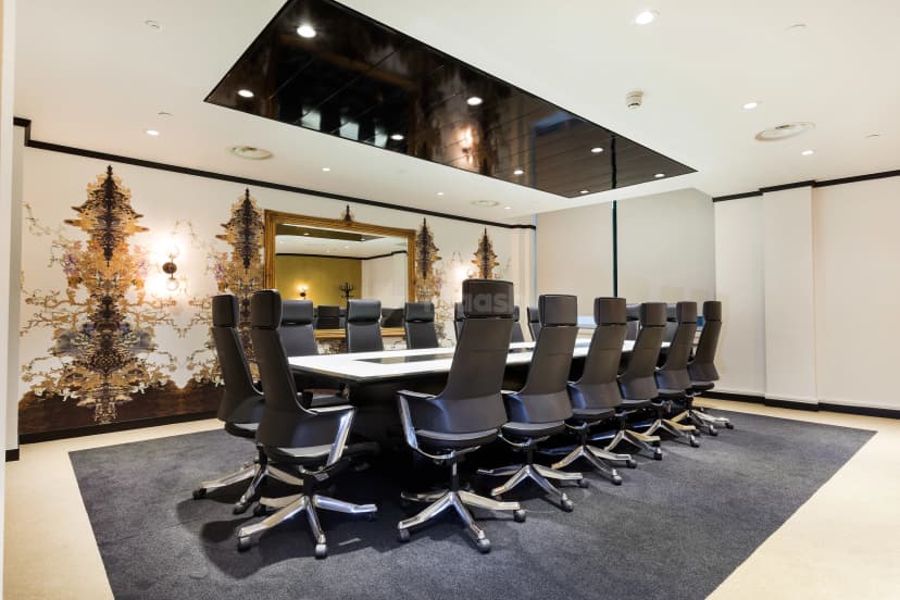 Office Space In Town - Mayfair — photo 3