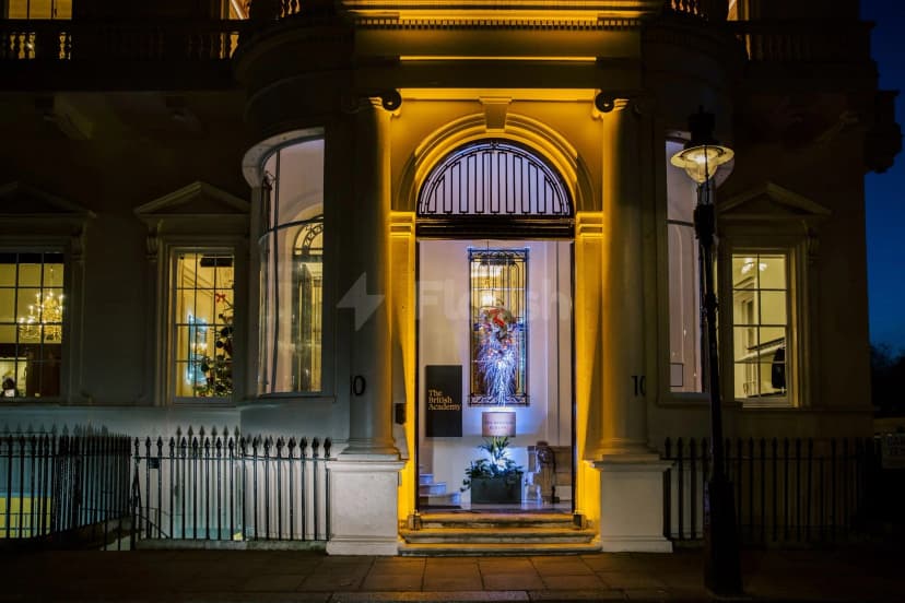 {10-11} Carlton House Terrace — photo 1
