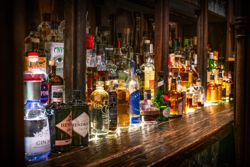 The Lucky Pig Cocktail Bar — photo 4