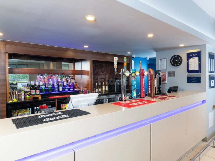 Holiday Inn Express London - Greenwich — photo 4