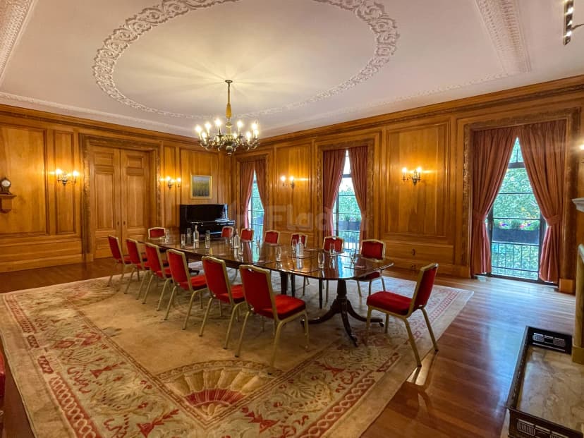 Brewers Hall — photo 3
