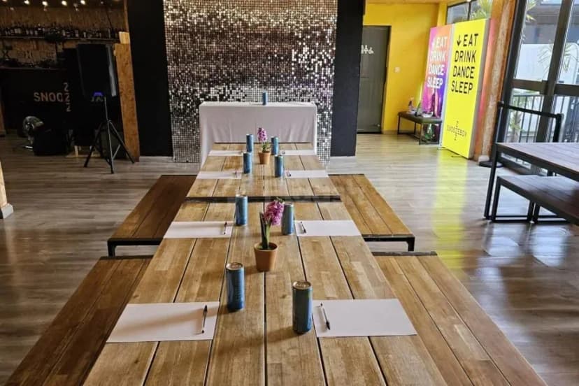 Snoozebox Hotel — photo 3