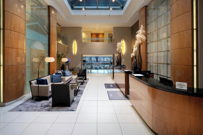 London Marriott Hotel Canary Wharf — photo 2