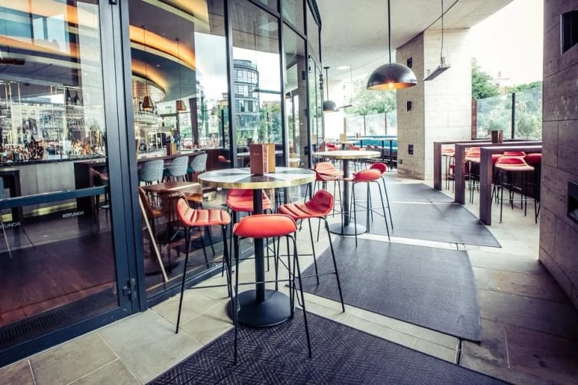 Rotunda Bar and Restaurant — photo 5